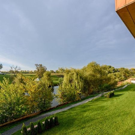 Il Lago - Azur - Cozy Luxurious Smart Home By The Lake Voluntari Exteriör bild