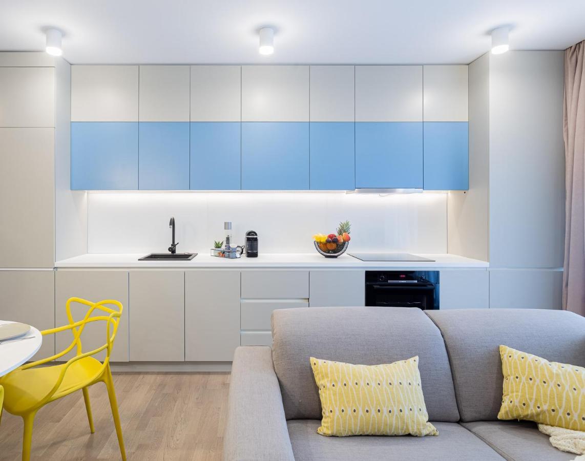 Il Lago - Azur - Cozy Luxurious Smart Home By The Lake Voluntari Exteriör bild