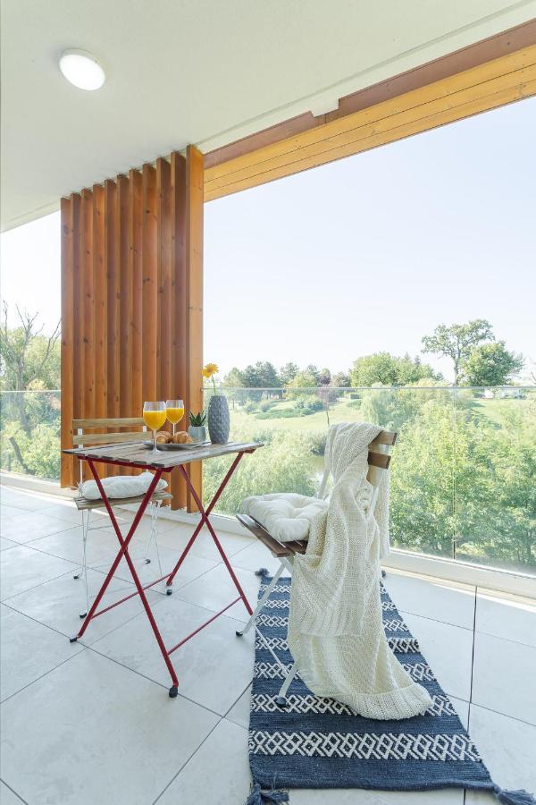 Il Lago - Azur - Cozy Luxurious Smart Home By The Lake Voluntari Exteriör bild