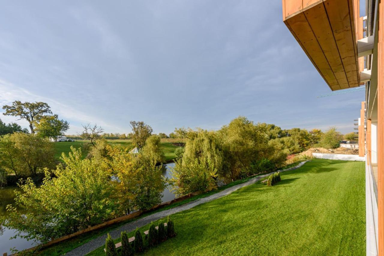 Il Lago - Azur - Cozy Luxurious Smart Home By The Lake Voluntari Exteriör bild